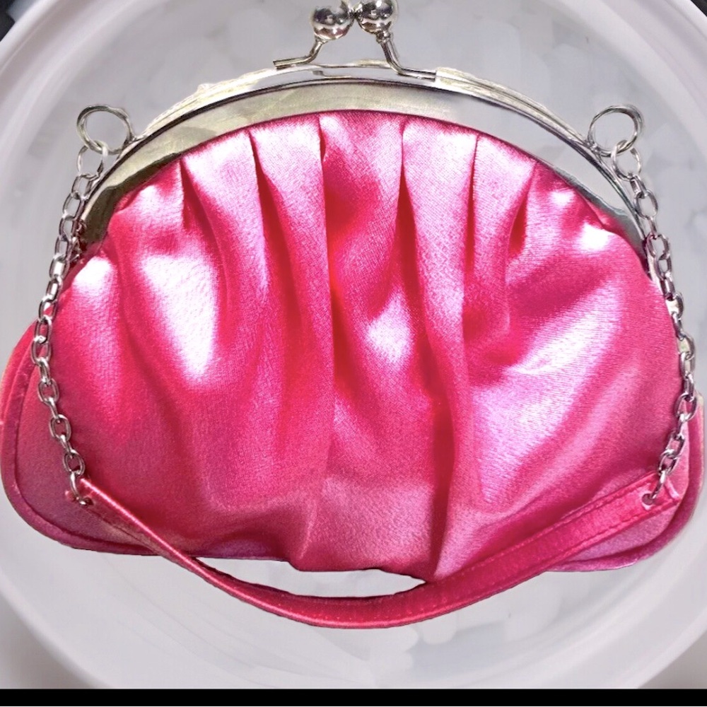 👛BIJOUX TERNER👛 SATIN CHAIN CLUTCH HANDBAG PURSE NWOT💗